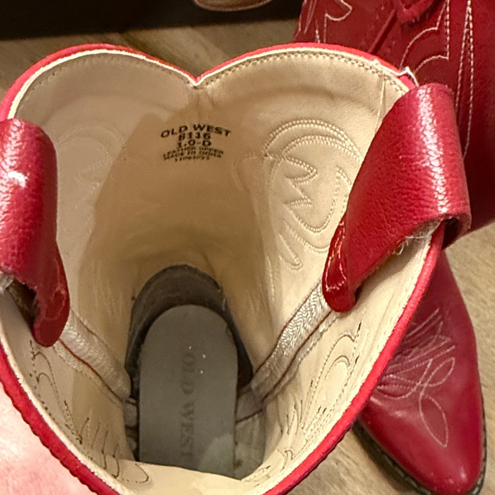 Old West Red Leather Western Boots with White Stitching - Picture 2 of 5